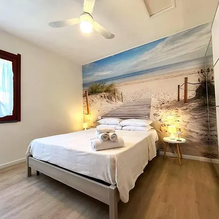 Apt. Marisdomus, 300m Dal Centro Apartamento Pula