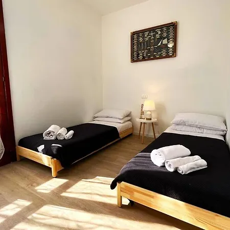 Apt. Marisdomus, 300m Dal Centro Apartamento *