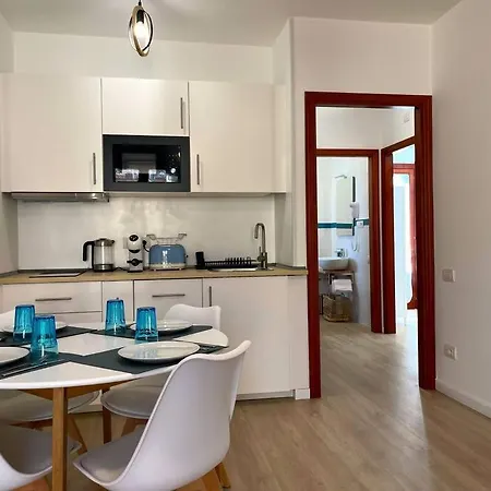 Lägenhet Apt. Marisdomus, 300m Dal Centro Pula