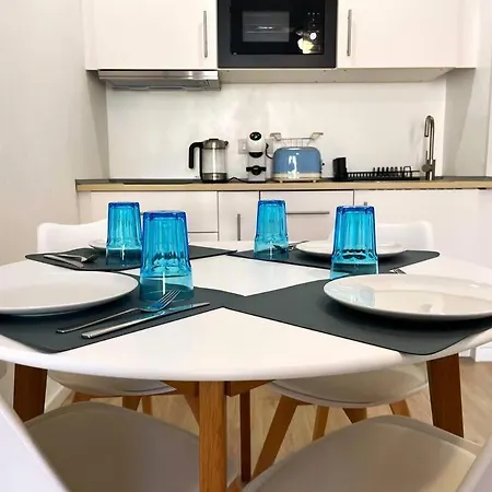 Apt. Marisdomus, 300m Dal Centro *