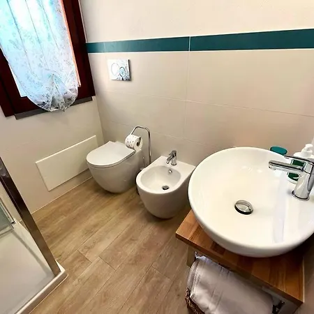 Apt. Marisdomus, 300m Dal Centro Pula