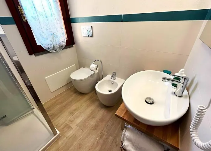 Apt. Marisdomus, 300m Dal Centro Pula